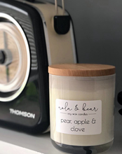 Load image into Gallery viewer, Pear, Apple & Clove soy wax candle 270g
