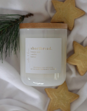 Load image into Gallery viewer, Shortbread soy wax candle 270g *CHRISTMAS 2025 LIMITED EDITION*
